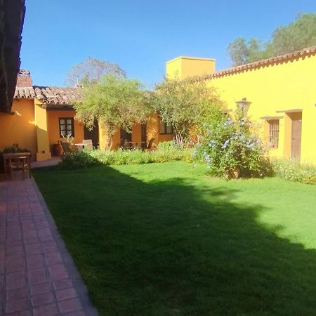 La Casona De Moldes Hotel Coronel Moldes Екстериор снимка